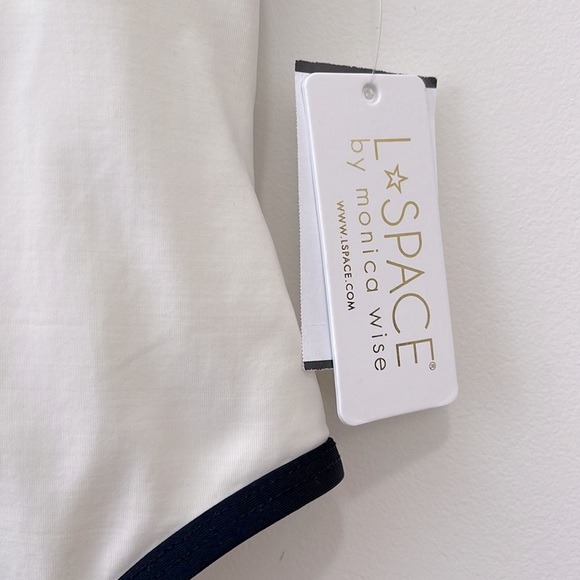 L Space Swimsuit One piece Womens Ebony White Beachwear Cream Classic Swimsuit 6 - Picture 5 of 12